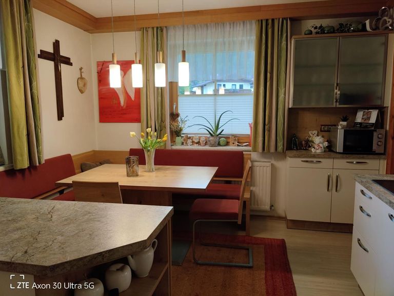 Küchen-Essbereich EG