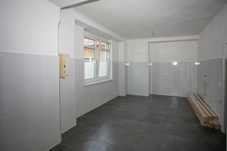 Altbau Gewerbeflächen 1_Ansicht 1