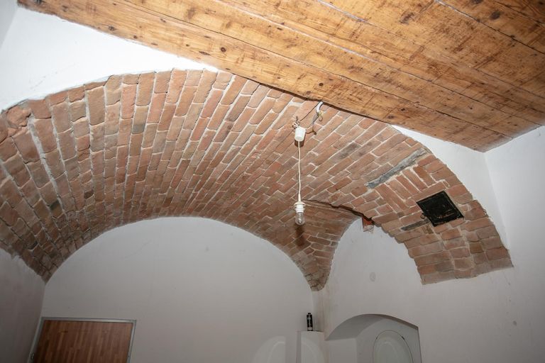 Altbau Gewerbeflächen 1_Ansicht 4