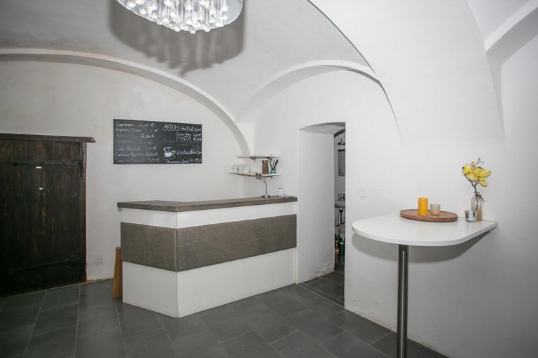 Altbau Gewerbeflächen 2_Ansicht 1