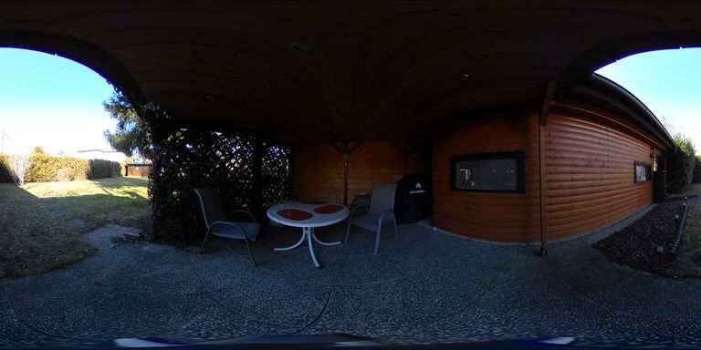 überdachter Sitzplatz