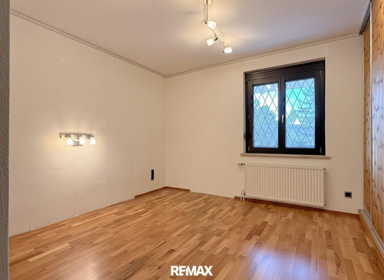 Erdgeschoss - Schlafzimmer 1