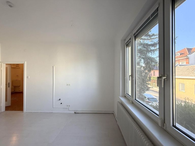 Schlafzimmer 1 von 2