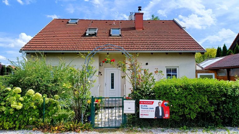 1_Straßenansicht
