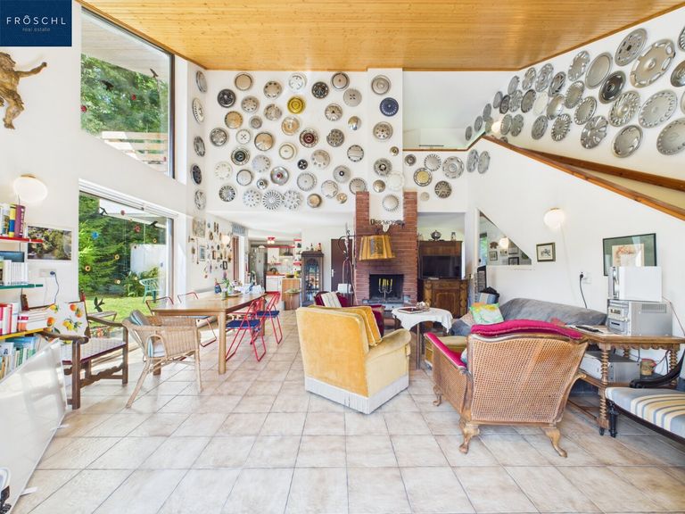 Wohnsalon- Haus C - Pic 2