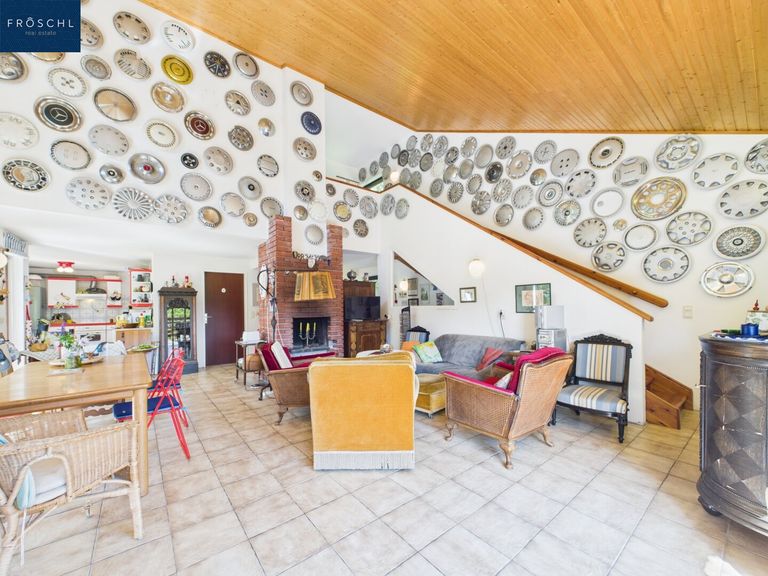 Wohnsalon- Haus C - Pic 0