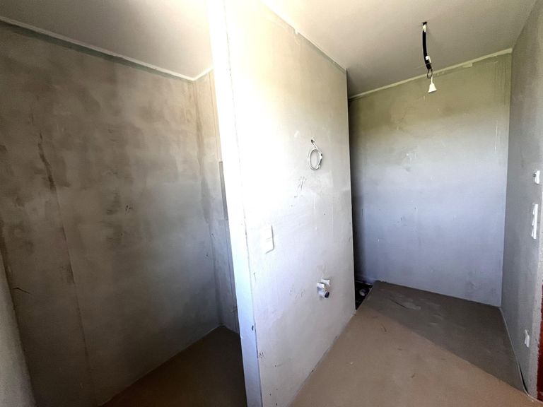 12 Schlafzimmer - Badezimmer