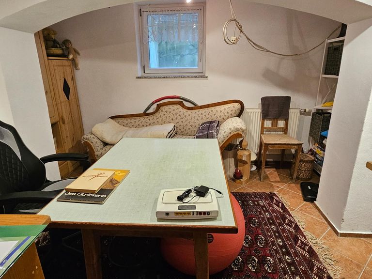 Büro im Keller