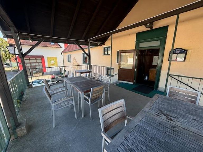 Überdachte Terrasse