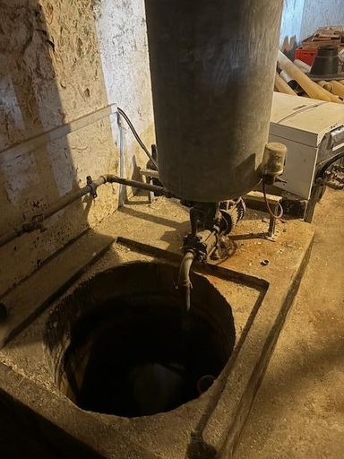 Hauseigener Brunnen im 2 UG