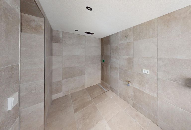 Pfunds - Wohnung - Badezimmer