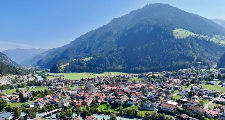 Pfunds - Drohnenansicht