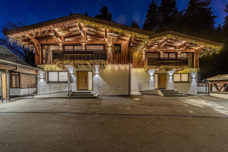 Doppelhaus in sehr schöner Lage