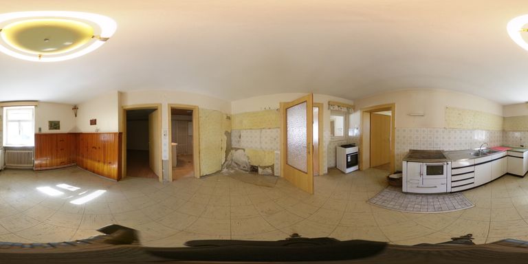 Küche mit Tischherd