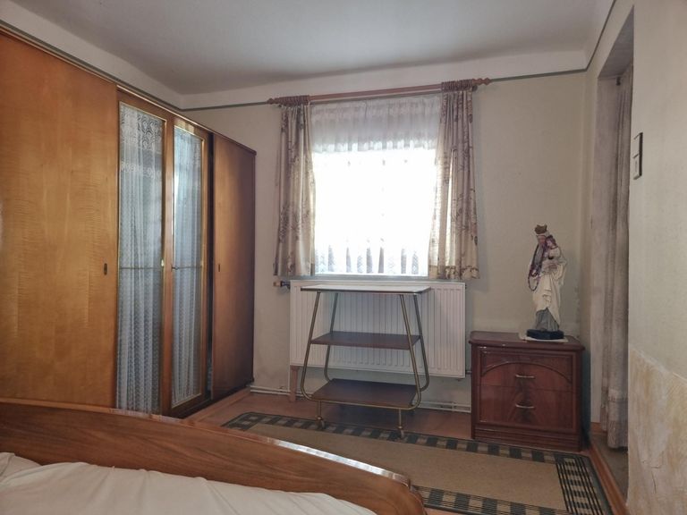 2000 10 Schlafzimmer