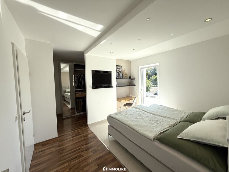 Elternschlafzimmer OG