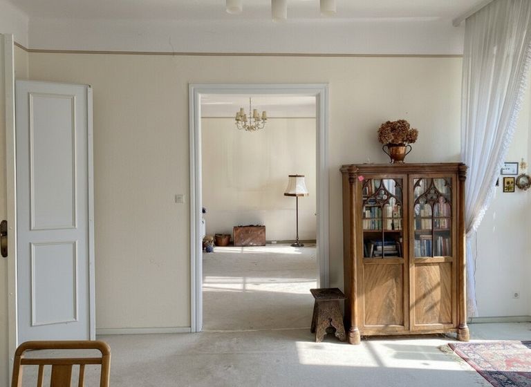 Belletage Salon mit Esszimmer_KI_generiert