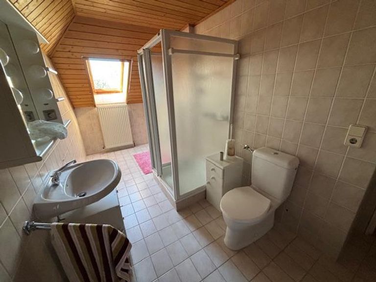 Sanitärbereich Mansarde