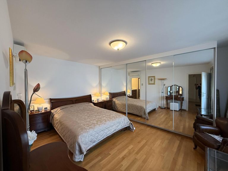 Masterbed mit en Suite Bad / klimatisiert