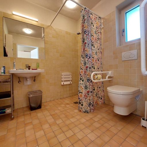 Badezimmer 1