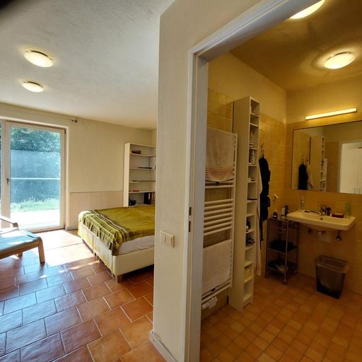 Zimmer 1 mit Badezimmer