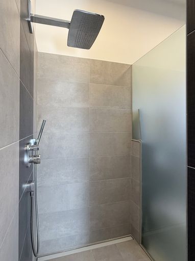 Obergeschoss - Badezimmer mit XL Dusche