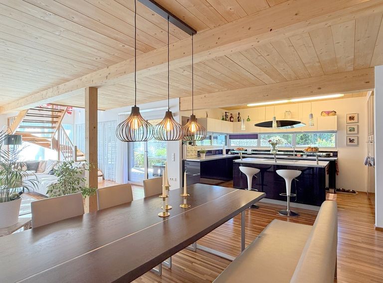 Erdgeschoss - Essbereich mit Küche