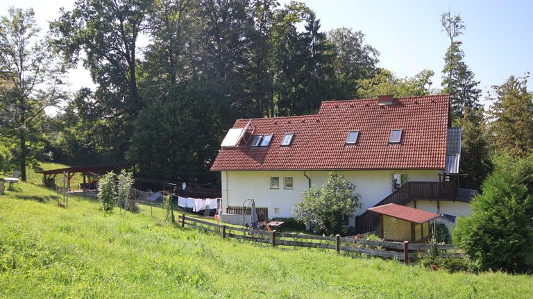 Bebautes Grundstück mit Altbestand