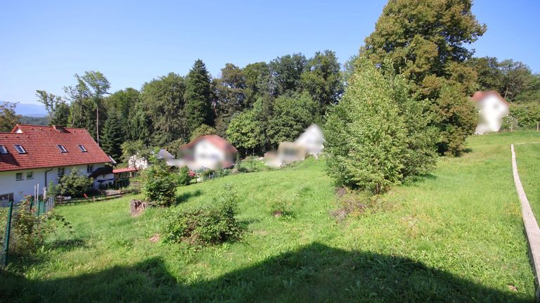 Unbebautes Grundstück