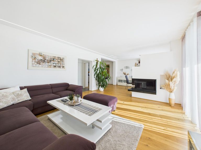 Wohn- und Essbereich 4