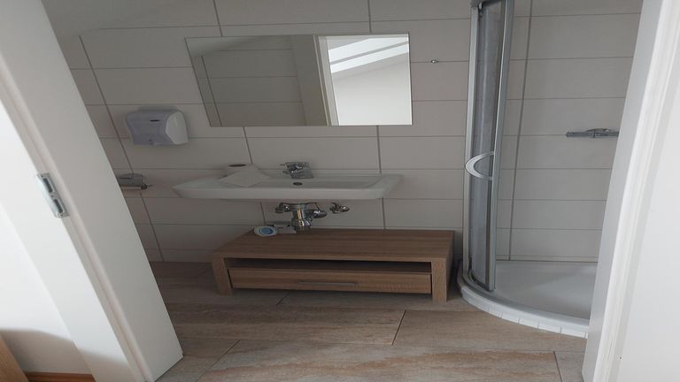 Badezimmer Angestelltenwohnung