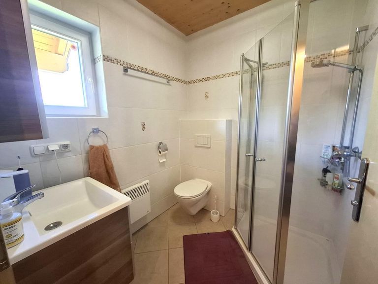 Badezimmer EG