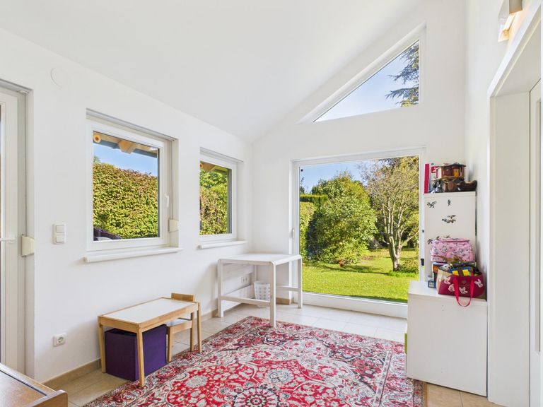 Zimmer mit Panoramafenster