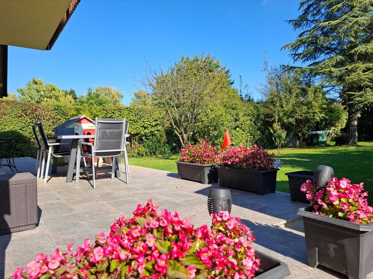 Blick über die Terrasse