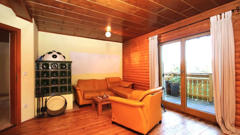 Kachelofen im Wohnraum