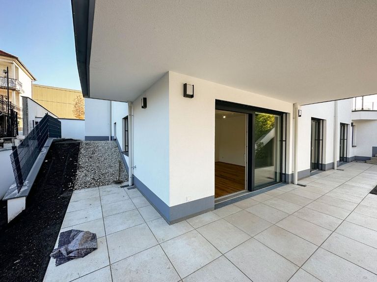 Terrasse-Garten-Perspektive