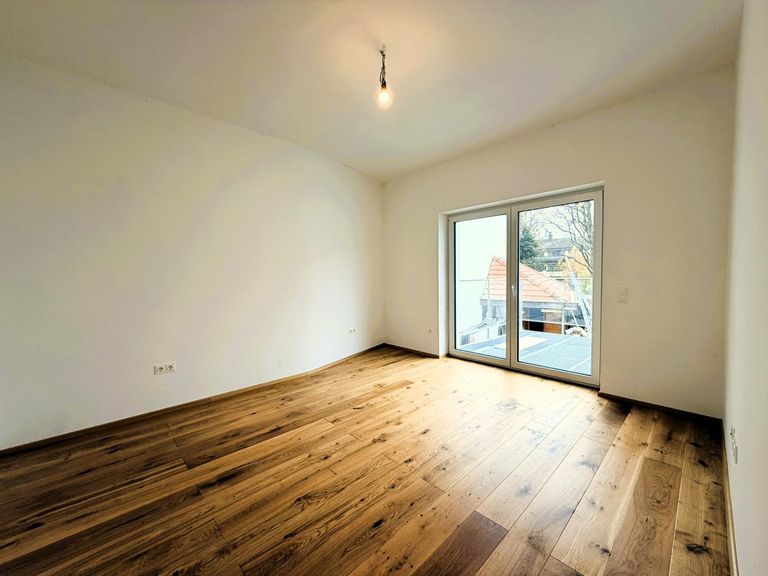 6 Schlafzimmer