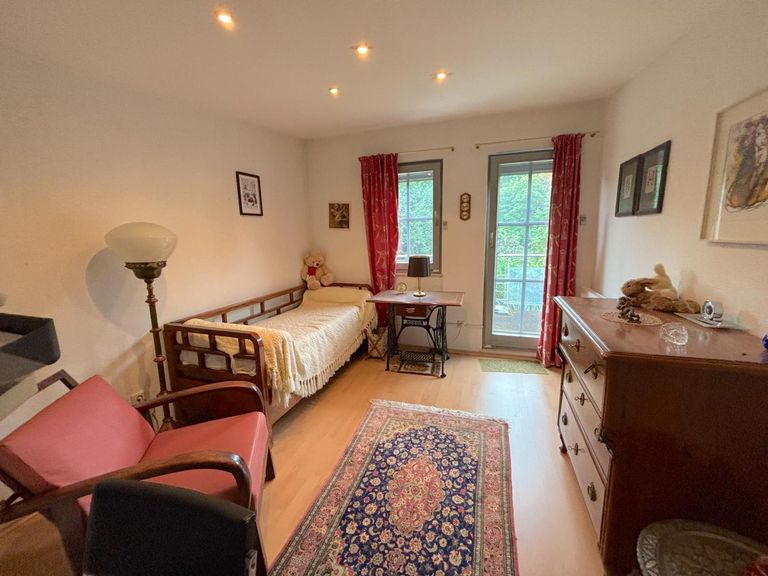 Schlafzimmer1