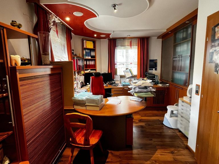 Büro