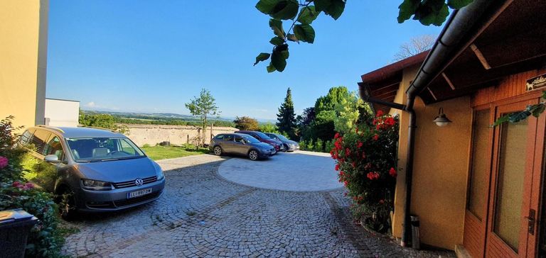 Parkplätze Innenhof