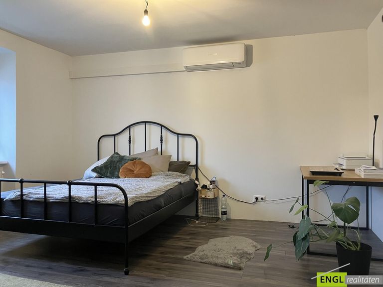 Zimmer im zweiten Wohnhaus Top3