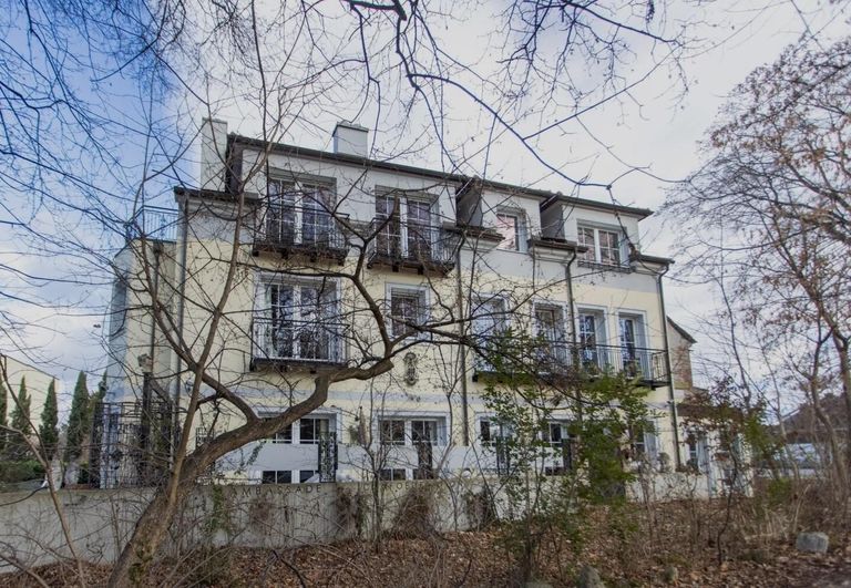 17 Ansicht Parkseite