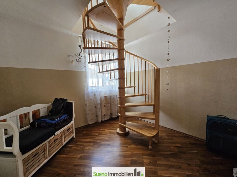 Wendeltreppe vom OG ins DG