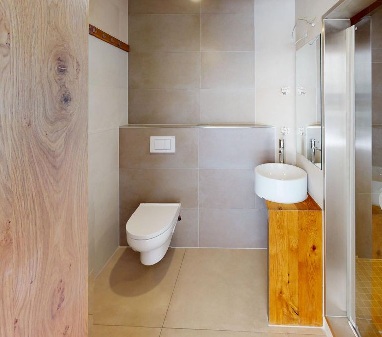 Landeck - Wohnung - Badezimmer II