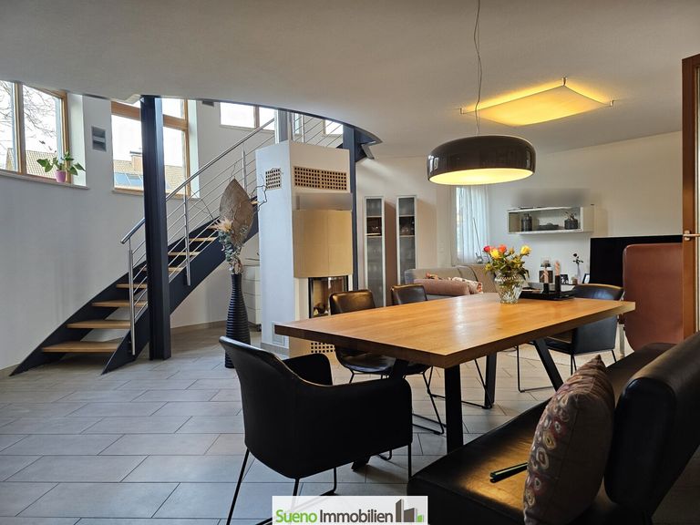 Grosszügiger Wohnbereich