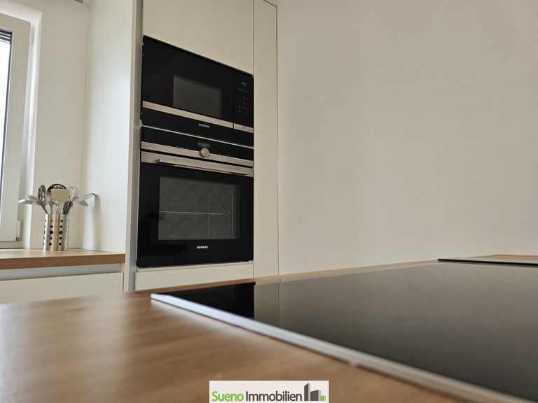 Küche mit modernen Geräten