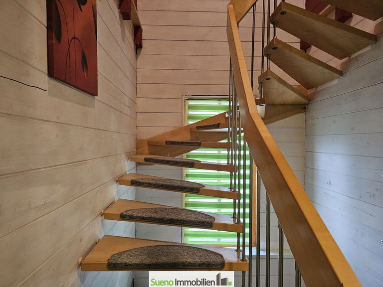 Stiege ins OG