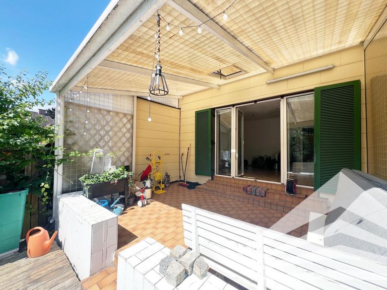 Überdachte Terrasse