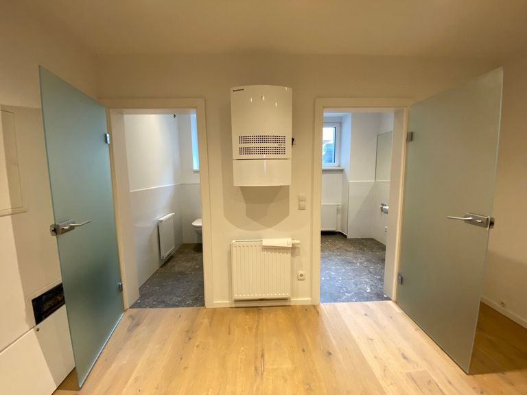 Vorraum - Kleines neu renoviertes 2 Zimmer Wohnatelier/Loft Kauf 15. Bezirk Wien