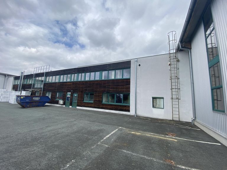 05 Büroräumlichkeiten Außenansicht